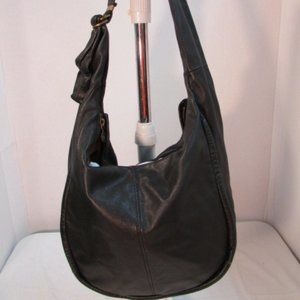 Tuscans Made in Italy Black Leather Shoulder Bag